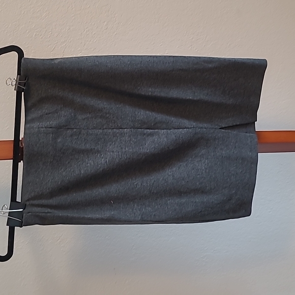 Skirt - Picture 2 of 2